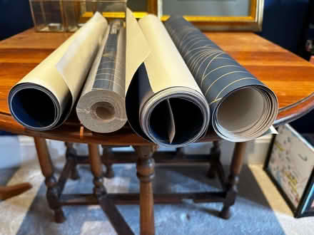 Photo of free Art deco style navy blue and gold wallpaper (West Norwood SE21) #3