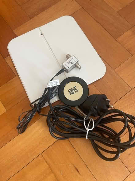 Photo of free TV aerial with signal booster (Barming) #1