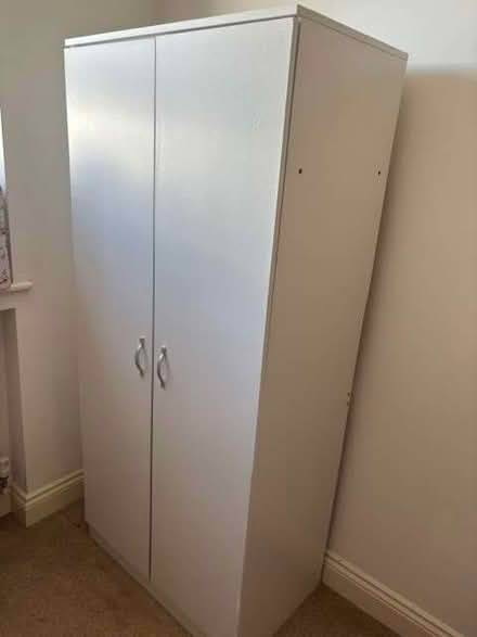 Photo of free Small white double wardrobe (Crystal Palace SE19) #2