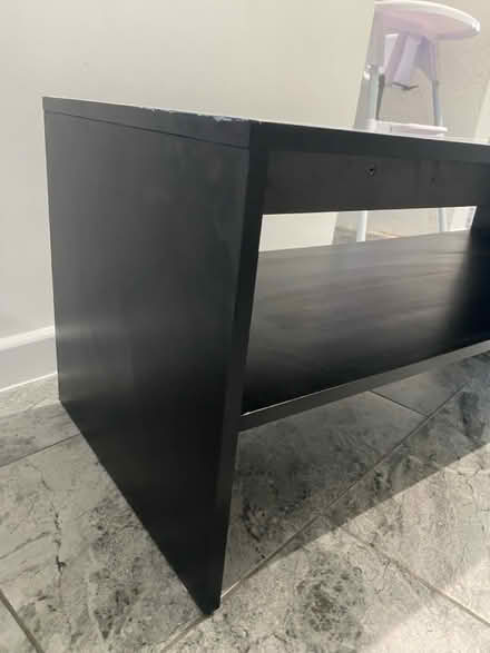 Photo of free Coffee table (Hemel Hempstead hp2 5) #4