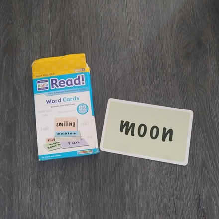 Photo of free Reading cards for children (Barking IG11 7DN) #1