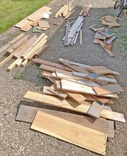 Photo of free PRESTEIGNE - Various lengths of timber, plywood and moulding (Presteigne LD8) #2
