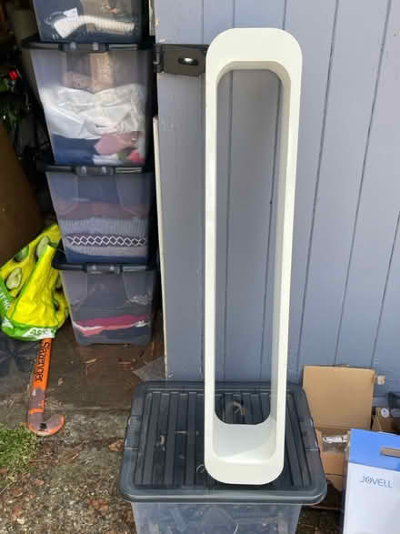 Photo of free Floating shelf (Teddington TW11) #1