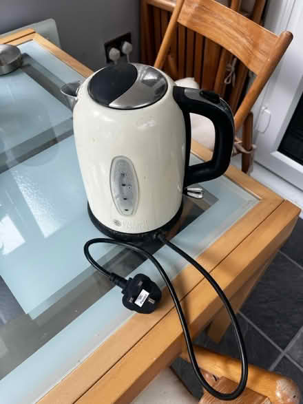 Photo of free Russell Hobbs Kettle (BN41) #2