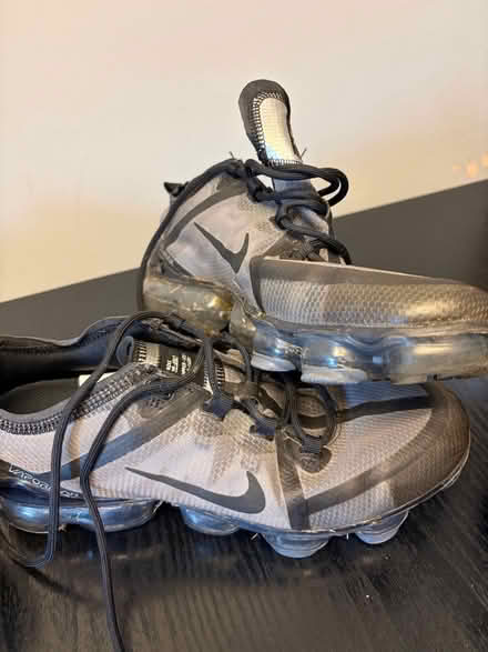 Photo of free Nike Trainers Size 6 #1 (Matlock DE4) #1