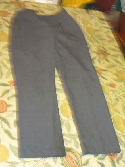 Photo of free M&S Easy Dressing School Trousers Size 11 to 12 Years (North Sheen TW9) #2