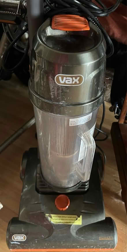 Photo of free Vax cyclone vacuum cleaner (Hu17 Ojg) #1