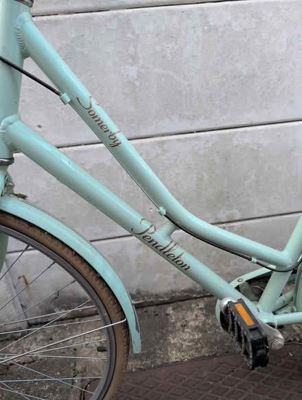 Photo of free Lady's bike (Walton-on-Thames) #2