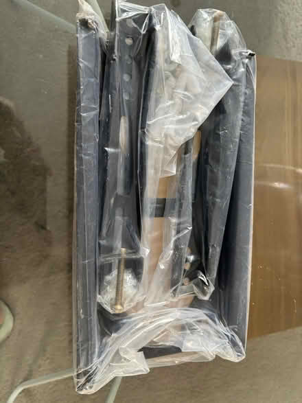 Photo of free Tv wall bracket (Mitcham CR4) #1