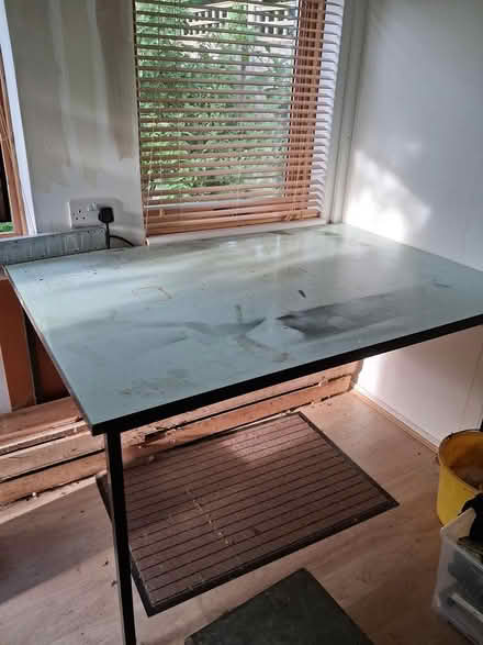 Photo of free Very solid workbench/table (GL5) #2