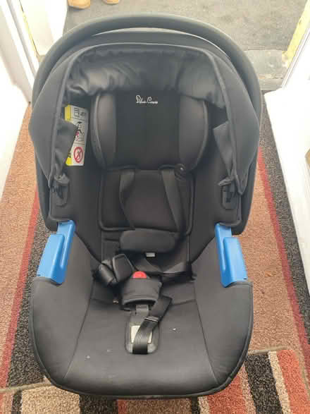 Photo of free Silver Cross Child Baby Car Seat (Drighlington, BD11) #1