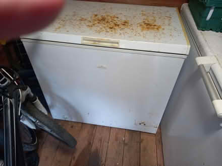 Photo of free Chest freezer in working condition (Henley onthames) #1