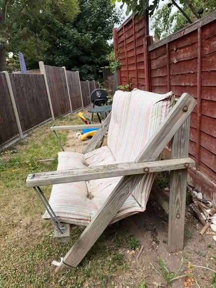 Photo of free Used garden bench (Enfield EN1) #3