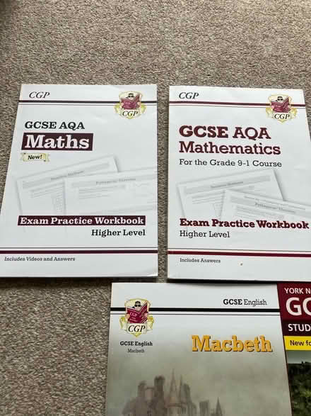Photo of free GCSE revision books (Shelton Lock DE73) #2