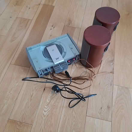 Photo of free JVC CD Player and speakers (Rialto) #3