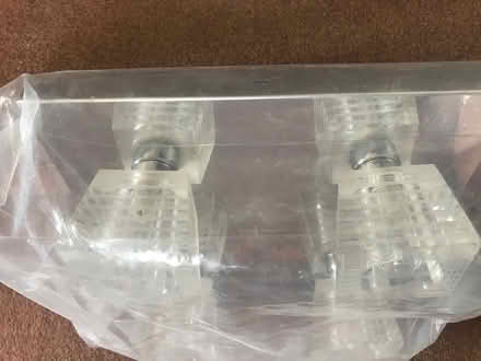 Photo of free 4 Bulb Flush Bathroom Light Fitting (Welling DA16, Off Welling Way) #3
