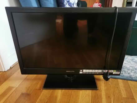 Photo of free 32 inch TV - needs repair (Dublin 8) #1