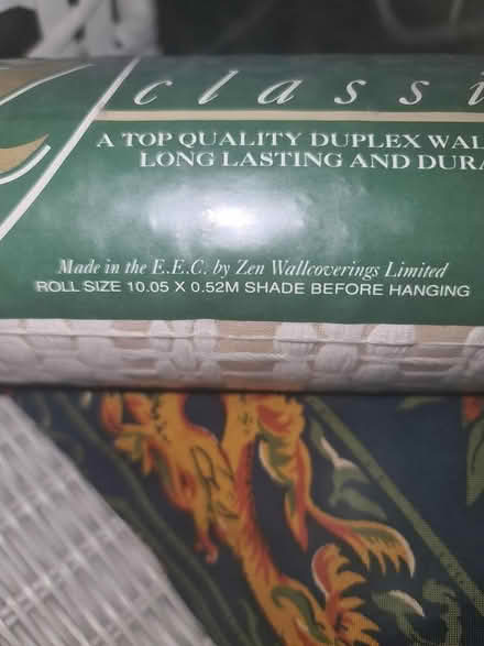 Photo of free Textured wallpaper, cream + beige (Hackney E8) #4