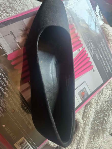 Photo of free Pair of black 8eee court shoes (Finstock OX7) #1