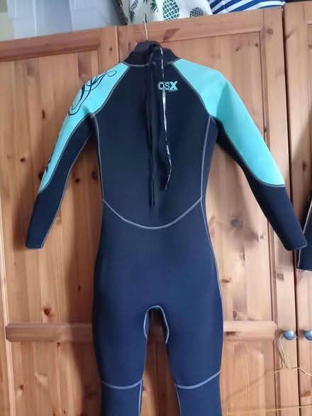 Photo of free unisex wetsuit (Twerton BA2) #1