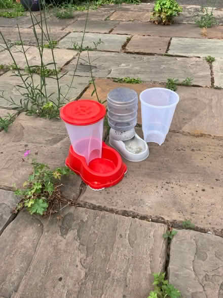 Photo of free Pet feeder/waterer (Rufford L40) #1