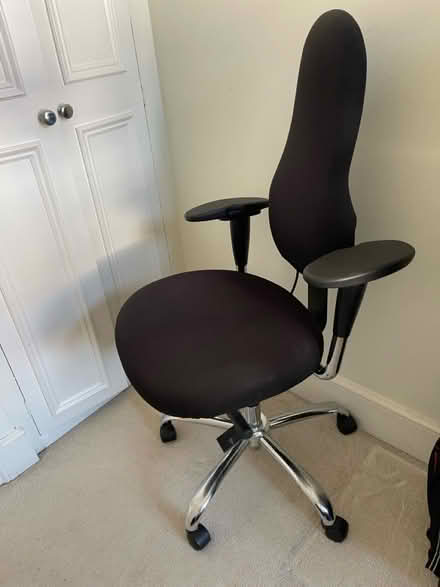 Photo of free Office chair (Southfields SW18) #2