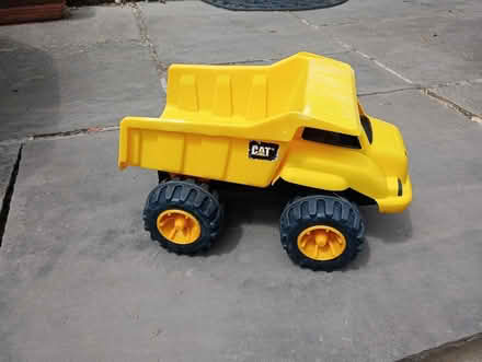 Photo of free Children's toy plastic dumper truck - large (Welling DA16) #1