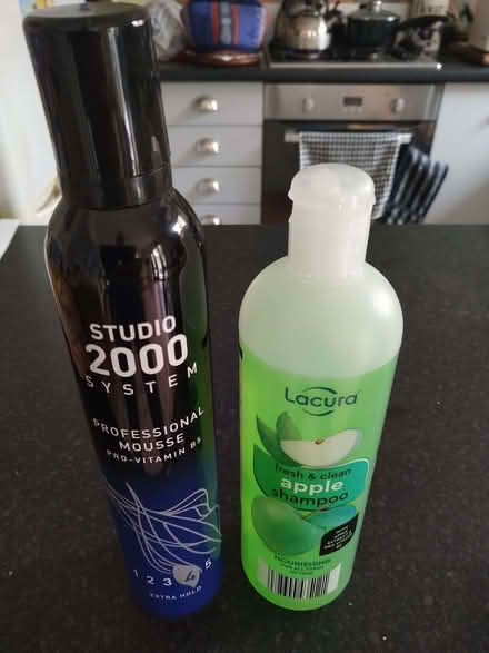 Photo of free Shampoo and moosse (Hereford HR1) #1