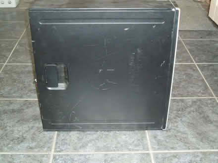 Photo of free HP Elite 8200 Tower PC Base Unit - Spares or Repair (Yateley GU46) #3