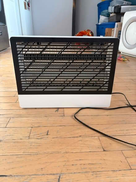 Photo of free GeckoMan Bug Zapper (Lower East Side/East Village) #2