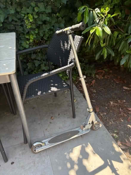Photo of free JD Bug Kids Scooter (Teddington TW11) #1
