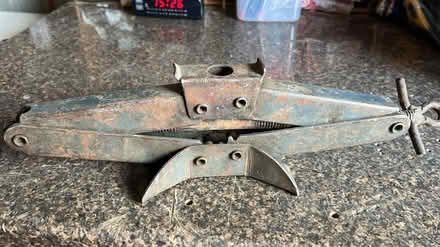 Photo of free Car jack (Arnold, NG5) #1