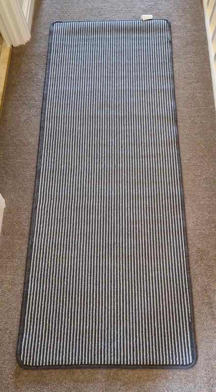 Photo of free 1.5 metre carpet runner (Oakington CB24) #1