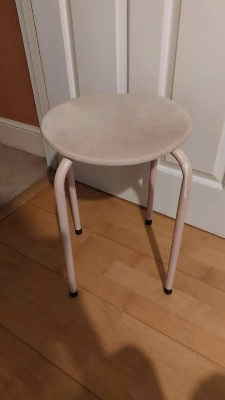 Photo of free stool (Flitton MK45) #1