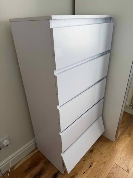 Photo of free White chest of drawers (Enfield EN1) #1