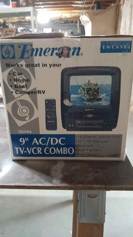 Photo of free 9" AC/DC TV/VCR Combo (In Naugatuck, Ct.) #1