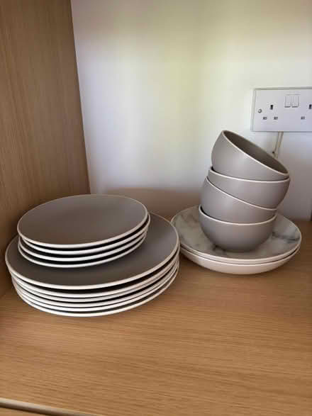 Photo of free Bowls & plates (Abingdon OX14) #1