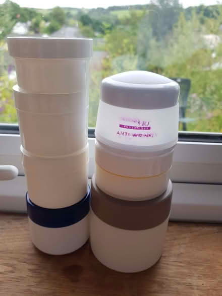Photo of free Cosmetic pots (Kendal LA9) #2
