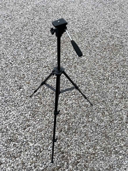 Photo of free Cobra camera tripod (Kents Bank LA11) #3
