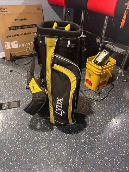 Photo of free Golf Bag (10 Mile & Hilton) #1