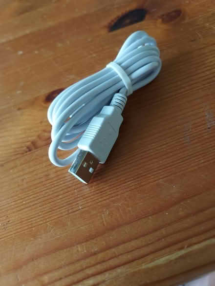 Photo of free USB connector cable (Kilmacanogue /D 8, flexible) #3