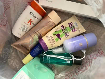 Photo of free Various bathroom items (Pimlico, SW1) #1
