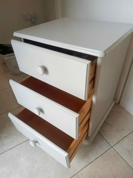 Photo of free Bedside locker (D.15) #1