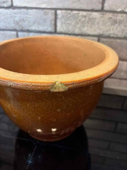 Photo of free Outdoor pot (Tilehurst RG30) #2