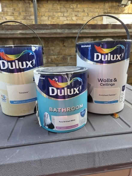 Photo of free Paint (Southend on sea Ss2 4dh) #1