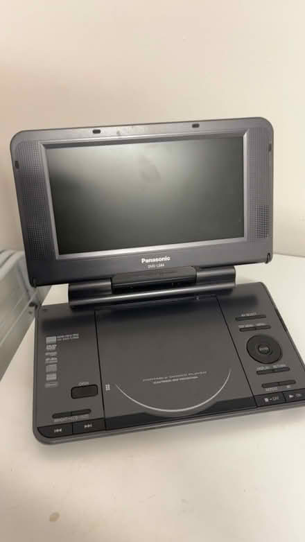 Photo of free Panasonic portable dvd/cd player (Basingstoke RG21) #2