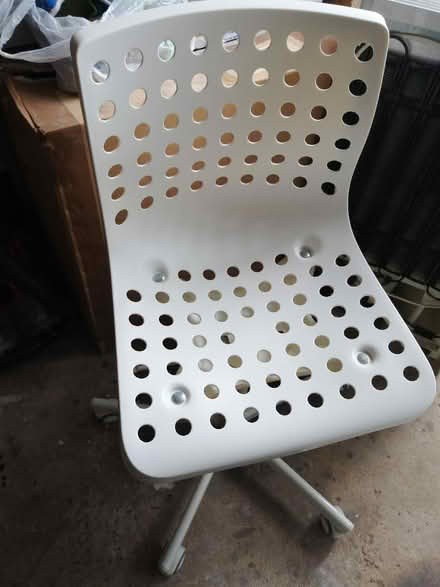 Photo of free Desk chair (Shirley) #1