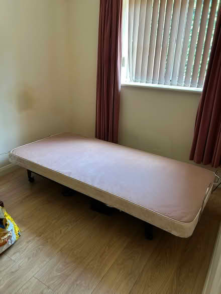 Photo of free Electric single lift up bed no matteress (Kesgrave IP5) #1