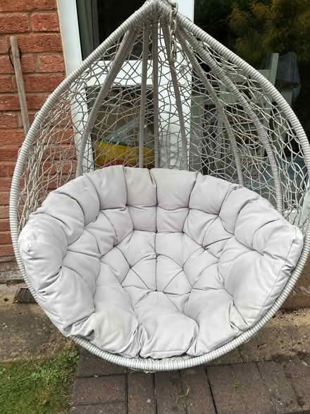 Photo of free Egg chair and cushion (Alvechurch B48) #4