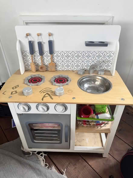 Photo of free Kids Kitchenette (Clerkenwell EC1V) #1